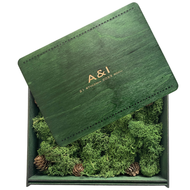 Drewniane pudełko zieleń.png